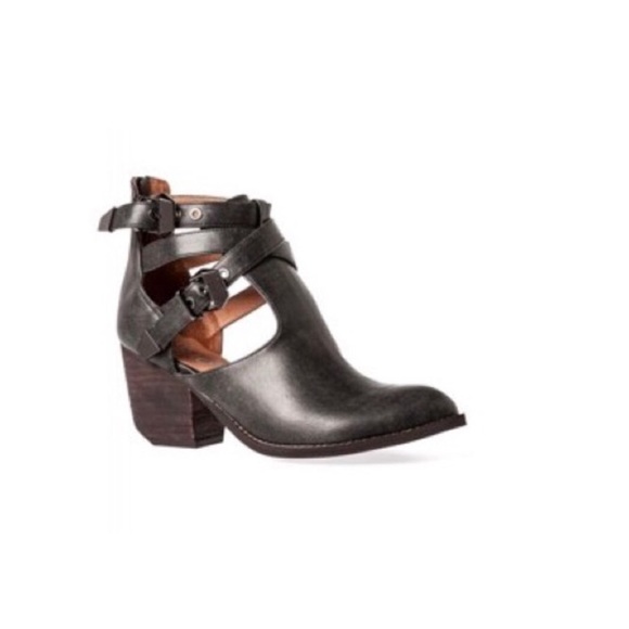 Jeffrey Campbell Shoes - Jeffry Campbell everwell bootie